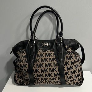 Michael Kors Signature Tote